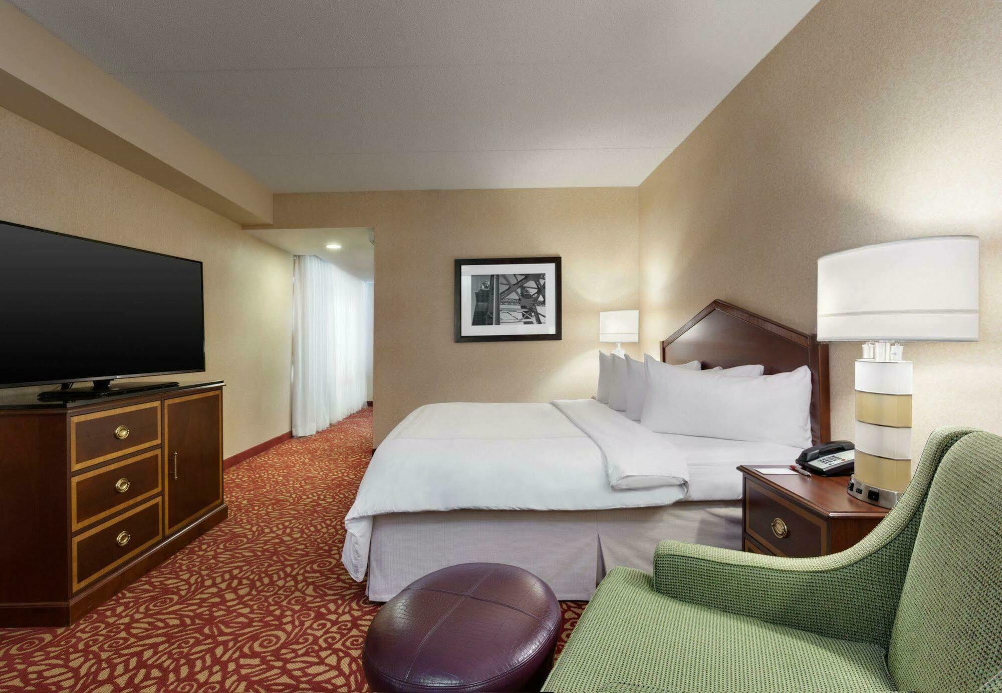 Cleveland Marriott East Hotel Warrensville Heights Room photo